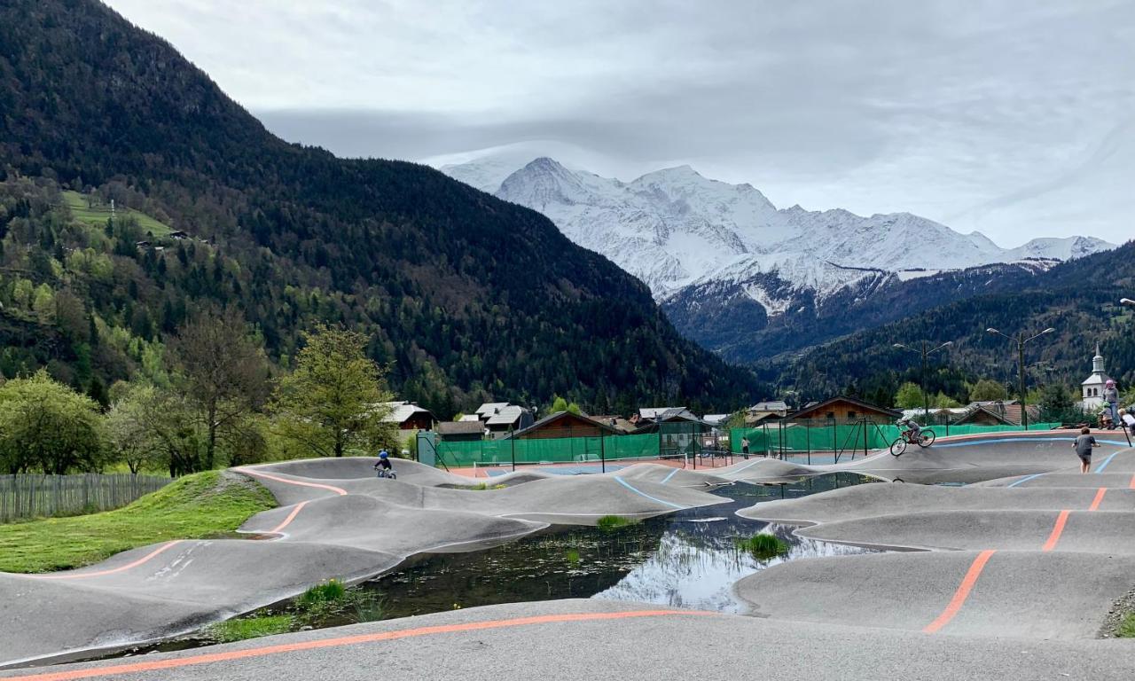 Alpen Lounge Villa Servoz Exterior photo